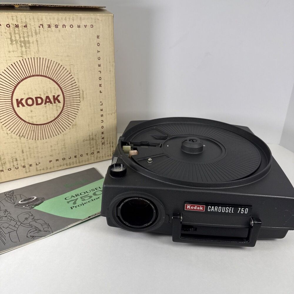 Professional Kodak 750 Carousel Slide Projector - UNTESTED - SELLING AS IS